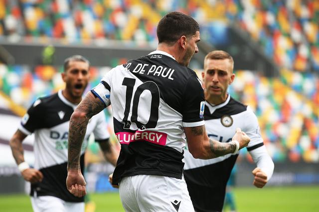 38岁拉莫斯在社交媒体晒照发文：秋季训练！